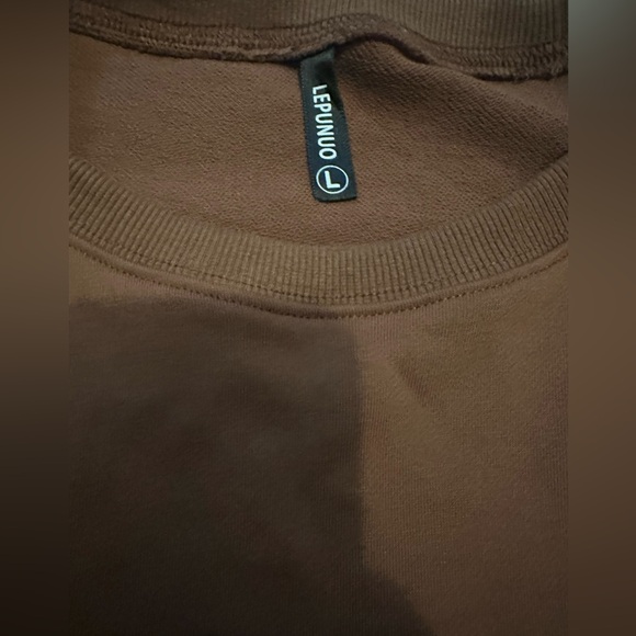 Lepunuo Brown Exposed Seam Crewneck Sweatshirt - Woman’s Size Large - Picture 3 of 6
